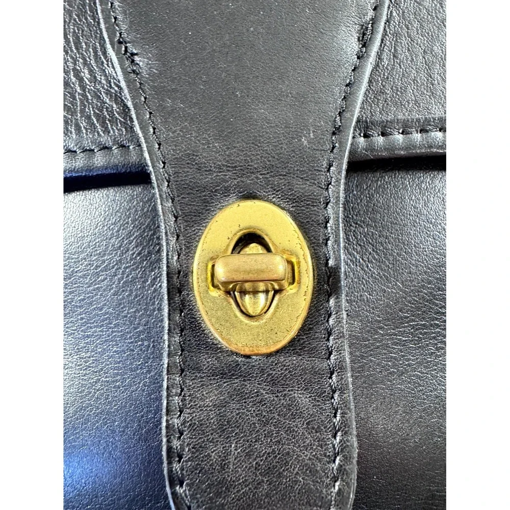 Vintage Coach Willis Top Handle cross Bag Women's Black Leather Inner Pockets